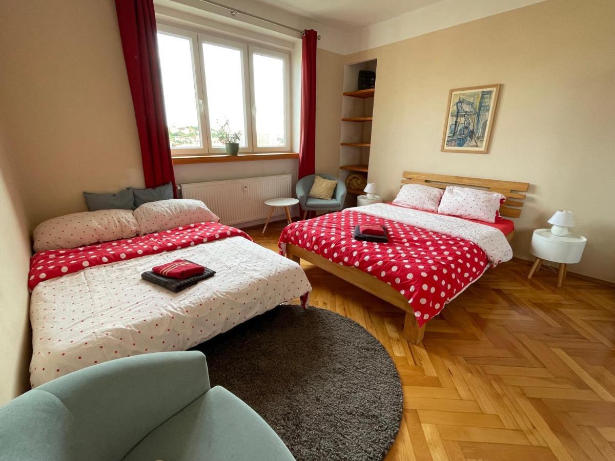Light Cozy Flat Large Terrace Near Castle Apartament Praga